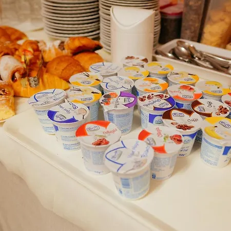 Dom Polski Jana Pawla Ii - Casa Per Ferie * רומא